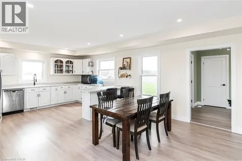 136 Rymer Road Lowbanks ON N0A 1K0