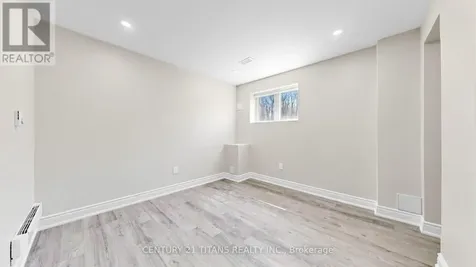 270 Forestwalk Street Kitchener ON N2E 3Y2