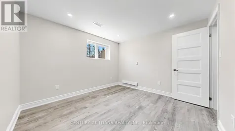 270 Forestwalk Street Kitchener ON N2E 3Y2