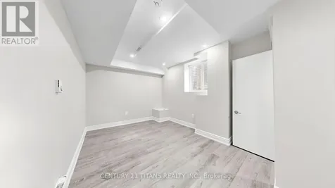 270 Forestwalk Street Kitchener ON N2E 3Y2