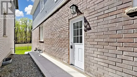 270 Forestwalk Street Kitchener ON N2E 3Y2