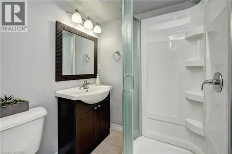 48 Osgoode Street Cambridge ON N3C 0E8