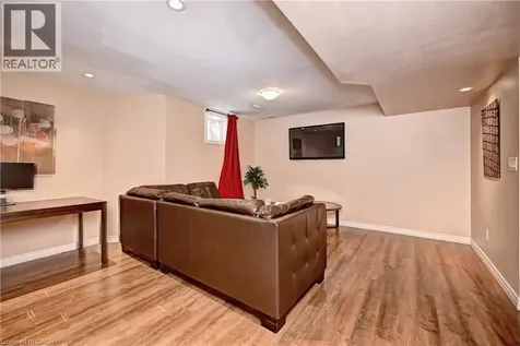 48 Osgoode Street Cambridge ON N3C 0E8