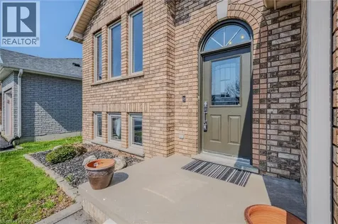 5 Richter Street Brantford ON N3T 6M2