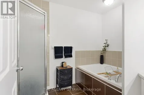 107 Caithness Private Ottawa ON K1W 0G4