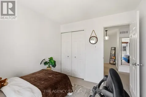 107 Caithness Private Ottawa ON K1W 0G4