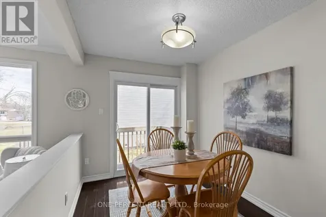 12 Lankin Boulevard Orillia ON L3V 6T2
