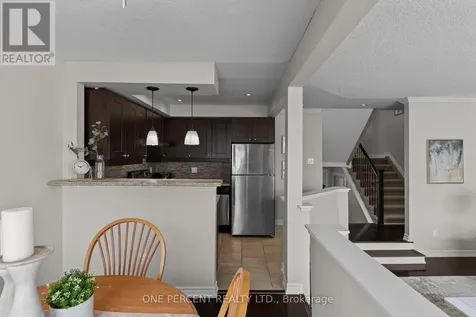 12 Lankin Boulevard Orillia ON L3V 6T2