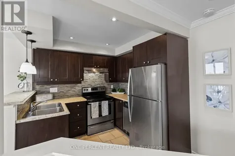 12 Lankin Boulevard Orillia ON L3V 6T2