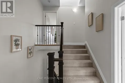 12 Lankin Boulevard Orillia ON L3V 6T2