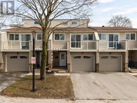 12 Lankin Boulevard Orillia ON L3V 6T2
