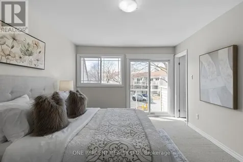 12 Lankin Boulevard Orillia ON L3V 6T2