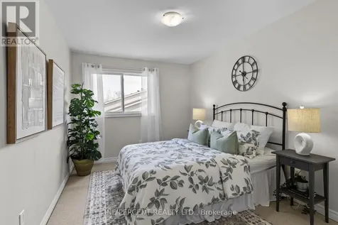 12 Lankin Boulevard Orillia ON L3V 6T2