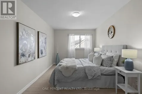 12 Lankin Boulevard Orillia ON L3V 6T2