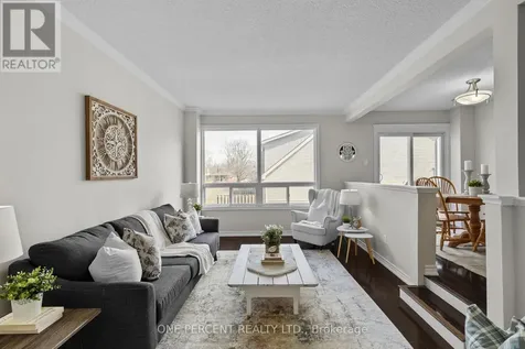12 Lankin Boulevard Orillia ON L3V 6T2