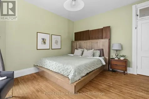 5 Lorne Street North Huntsville ON P1H 2G1
