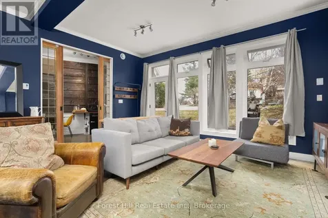 5 Lorne Street North Huntsville ON P1H 2G1