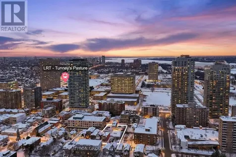 140 Hinchey Avenue Ottawa ON K1Y 1L4