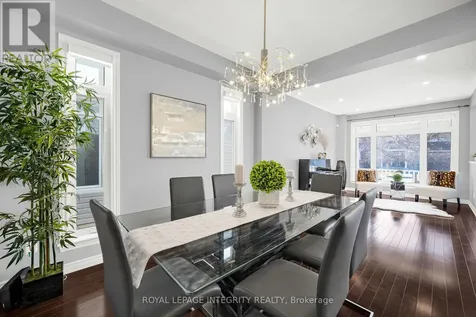 568 Egret Way Ottawa ON K2C 3H2