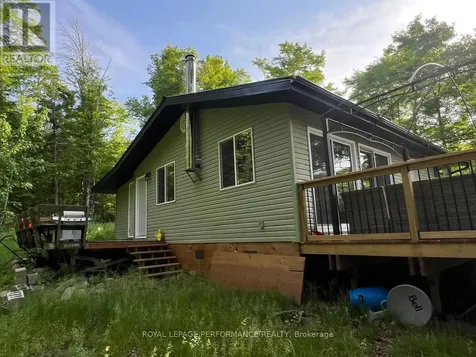 117 Raycroft Peninsula Lanark Highlands ON K0A 3L0