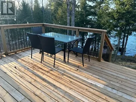117 Raycroft Peninsula Lanark Highlands ON K0A 3L0