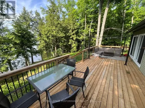 117 Raycroft Peninsula Lanark Highlands ON K0A 3L0