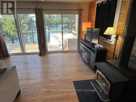 117 Raycroft Peninsula Lanark Highlands ON K0A 3L0