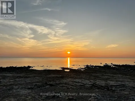 73 Fox Trail Northern Bruce Peninsula ON N0H 1W0
