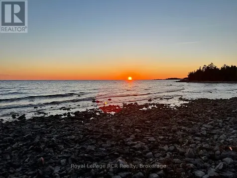 73 Fox Trail Northern Bruce Peninsula ON N0H 1W0