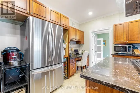 1021 Crestwood Drive Brockville ON K6V 7N1