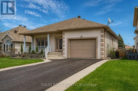 1021 Crestwood Drive Brockville ON K6V 7N1
