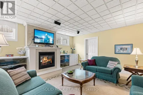 1021 Crestwood Drive Brockville ON K6V 7N1