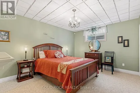 1021 Crestwood Drive Brockville ON K6V 7N1