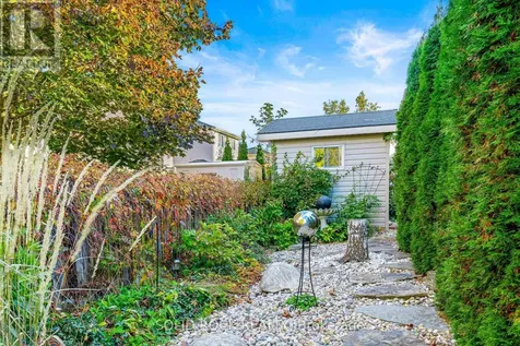 1021 Crestwood Drive Brockville ON K6V 7N1