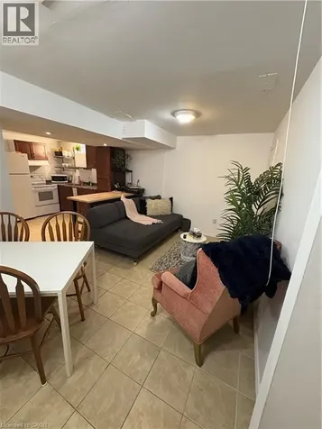 20 Queensdale Avenue West Hamilton ON L9C 1B5
