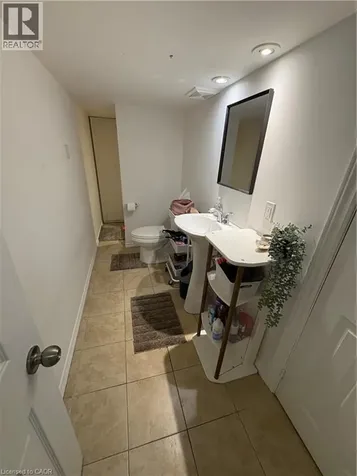 20 Queensdale Avenue West Hamilton ON L9C 1B5