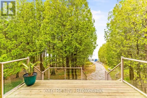 61 Fox Trail Northern Bruce Peninsula ON N0H 1Z0