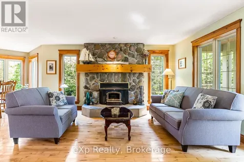 61 Fox Trail Northern Bruce Peninsula ON N0H 1Z0