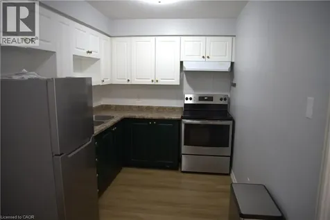 28 Victoria Avenue North Hamilton ON L8L 5E1
