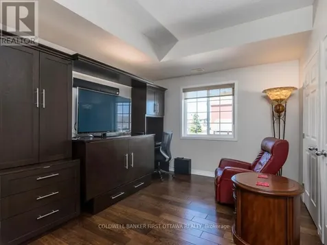 100 Artesa Private Ottawa ON K2S 0J8