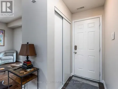 100 Artesa Private Ottawa ON K2S 0J8