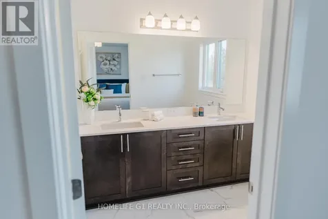 45 Moosonee Crescent Ottawa ON K4M 0M1