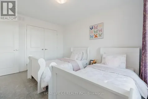 45 Moosonee Crescent Ottawa ON K4M 0M1