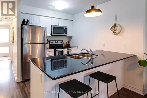 2 Cove Court Collingwood ON L9Y 0Y6