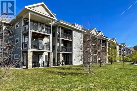 2 Cove Court Collingwood ON L9Y 0Y6