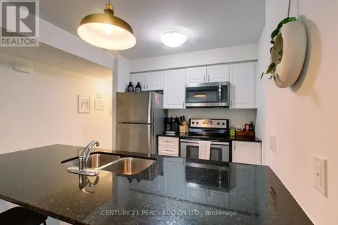 2 Cove Court Collingwood ON L9Y 0Y6