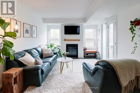2 Cove Court Collingwood ON L9Y 0Y6