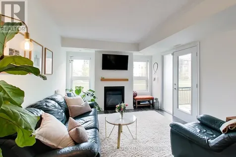 2 Cove Court Collingwood ON L9Y 0Y6