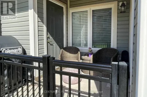 2 Cove Court Collingwood ON L9Y 0Y6