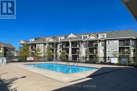 2 Cove Court Collingwood ON L9Y 0Y6
